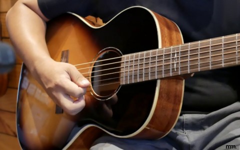 Why Small Guitars Are Taking Over | Travel & Parlour Guitars